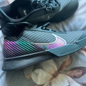 Nike Zoom Vapor Pro 2 Tennis Shoes Men's Size 8 women’s 9.5 Green Pink Teal